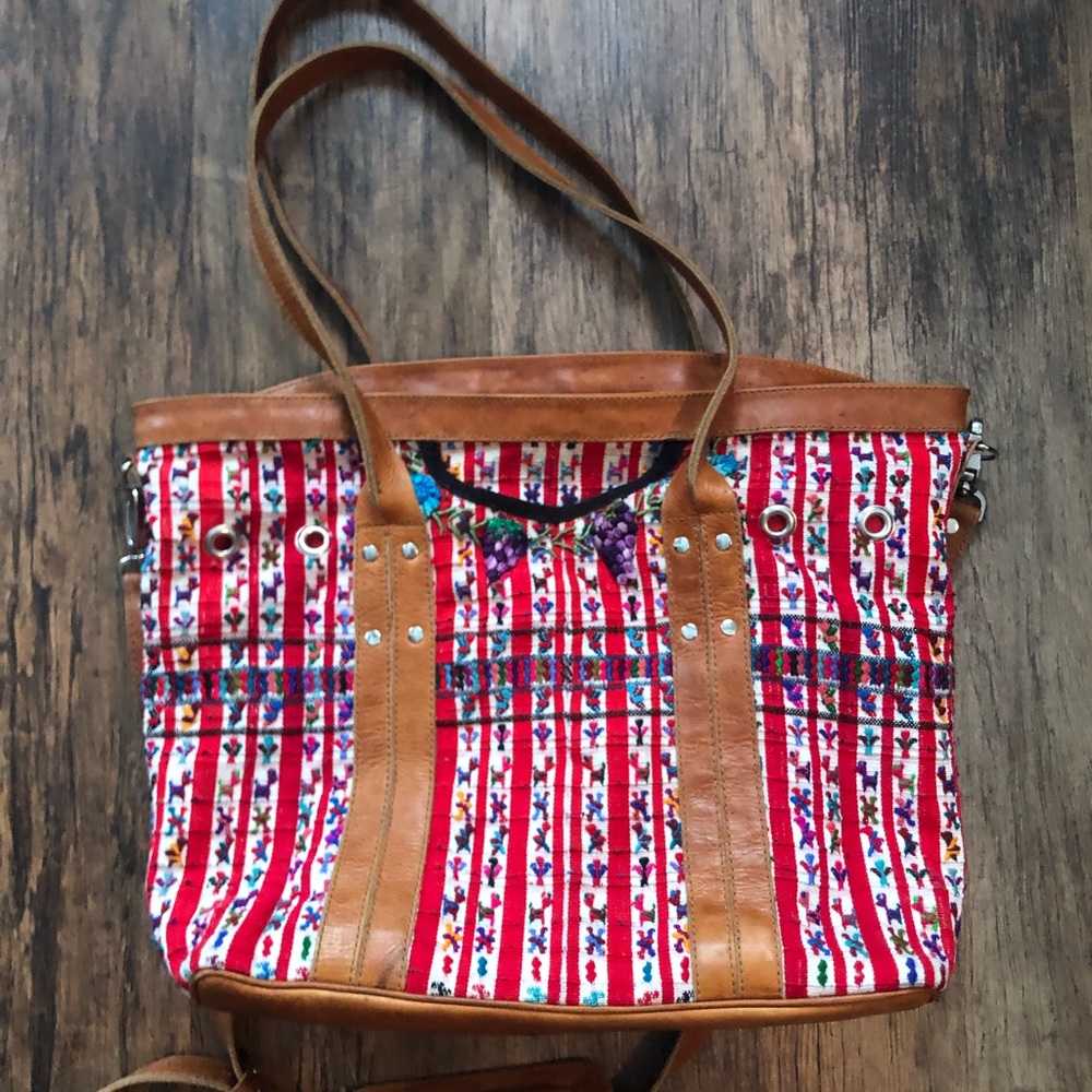 Nena and co tote